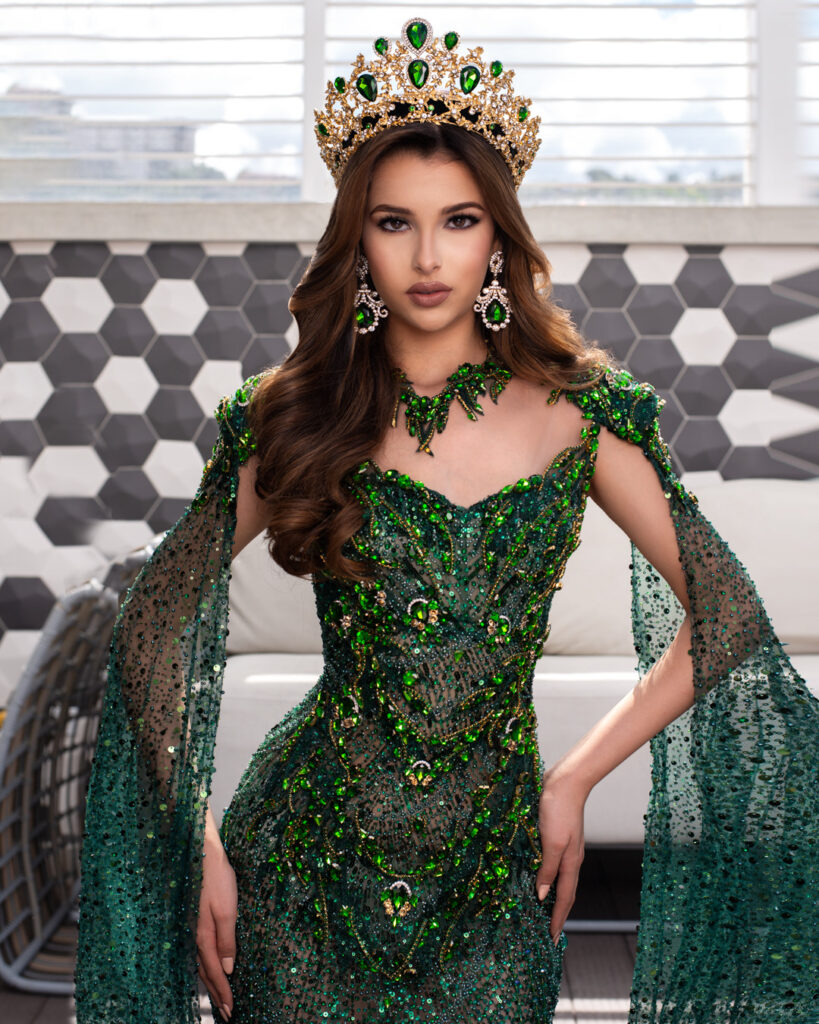 ANGELA-VICTORIA-SRTA-FASHION-VENEZUELA-2024