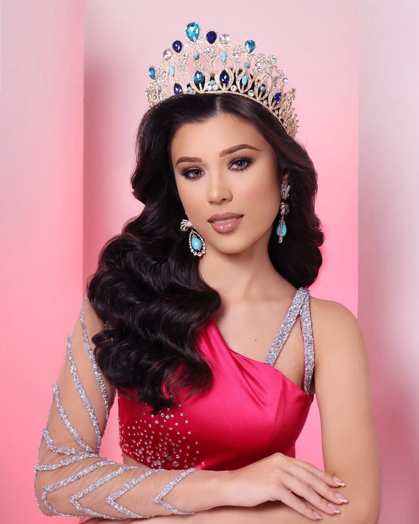 ARIADNE-CASTILLO-MISS-TEEN-CONTINENTAL-AMERICA-2025