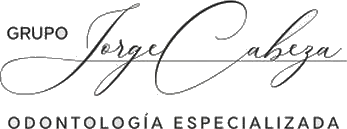 Grupo-jorge-cabeza odontologo logo de la empresa