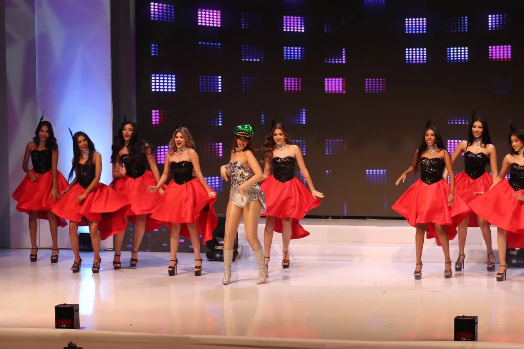 Coronación de la ganadora Srta. Fashion Venezuela 2025 en la Gala Final.