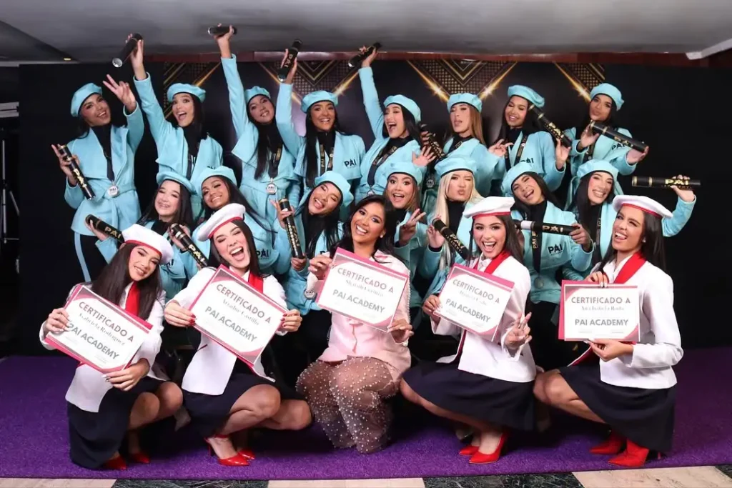 modelos graduadad de la promocion turquesa paiacademy